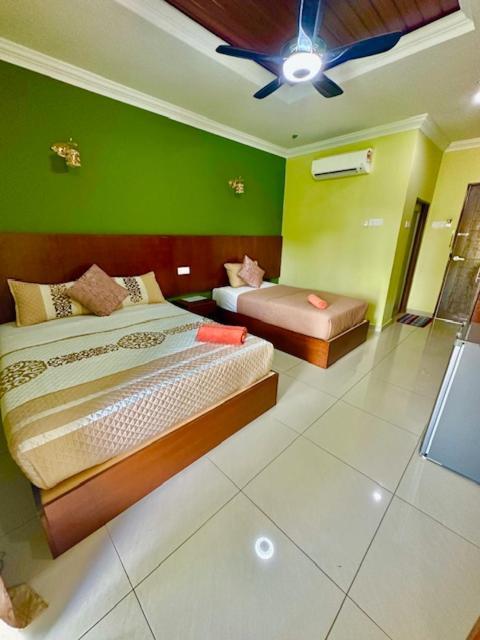 Norshah Village Resort Pantai Cenang  Zewnętrze zdjęcie